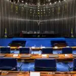 Lei dos Defensivos Agrícolas: Senado Cobra Regulamentação e o Setor Produtivo Exige Segurança Jurídica